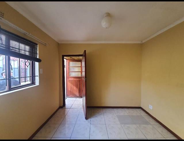 1 BEDROOM PROPERTY TO RENT IN SAREPTA
